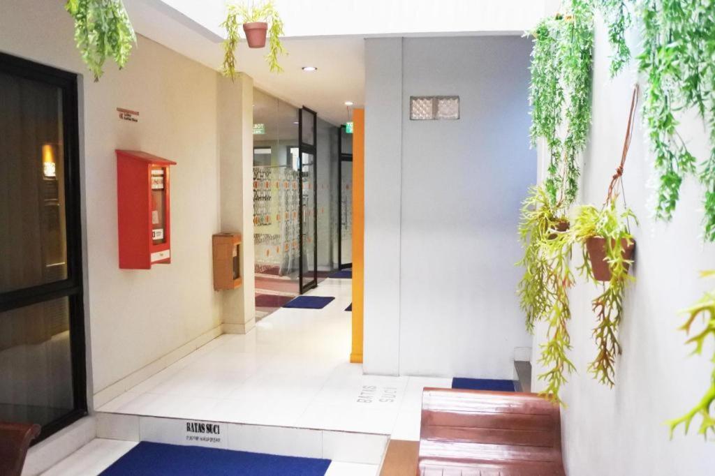 Sofyan Hotel Soepomo Jakarta Kültér fotó