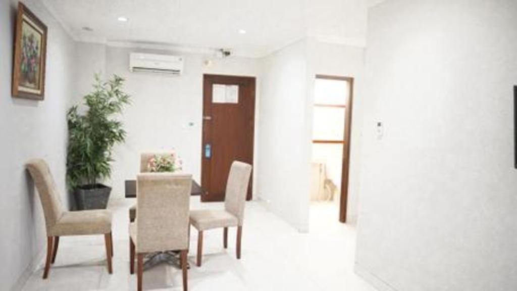 Sofyan Hotel Soepomo Jakarta Kültér fotó
