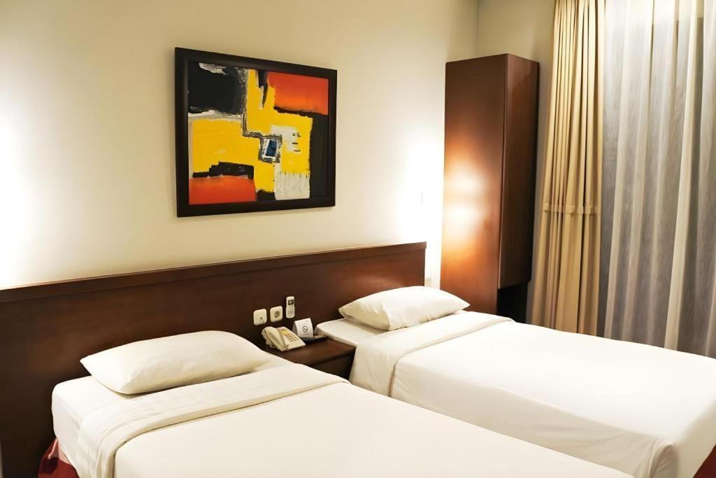 Sofyan Hotel Soepomo Jakarta Kültér fotó