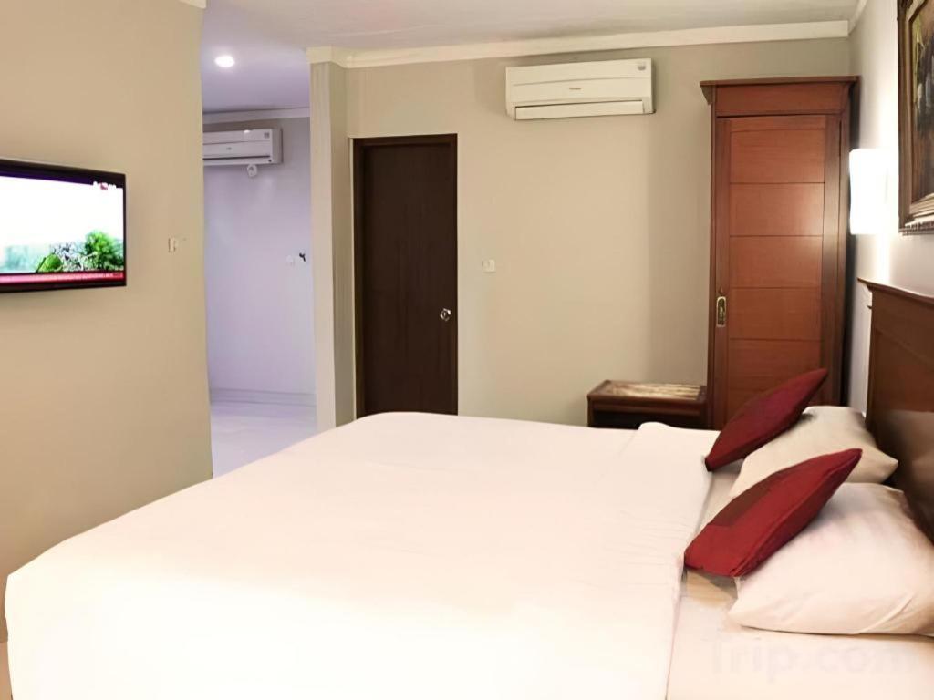 Sofyan Hotel Soepomo Jakarta Kültér fotó
