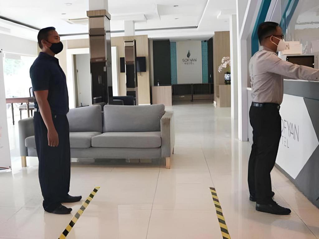 Sofyan Hotel Soepomo Jakarta Kültér fotó